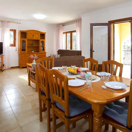 Hébergement de vacances Roque By Interhome